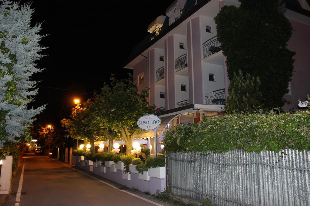 Hotel Susanna Rimini Exteriér fotografie
