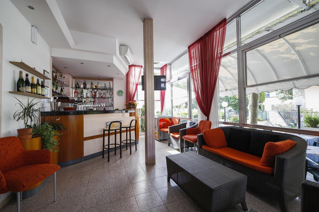 Hotel Susanna Rimini Exteriér fotografie